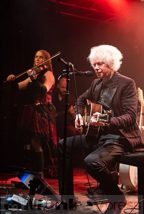 THE BEAUTY OF GEMINA @ Thomas Papenbreer