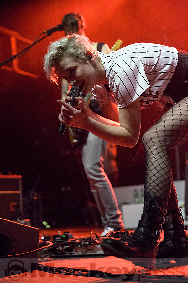 Deine Cousine © Marcus Nathofer