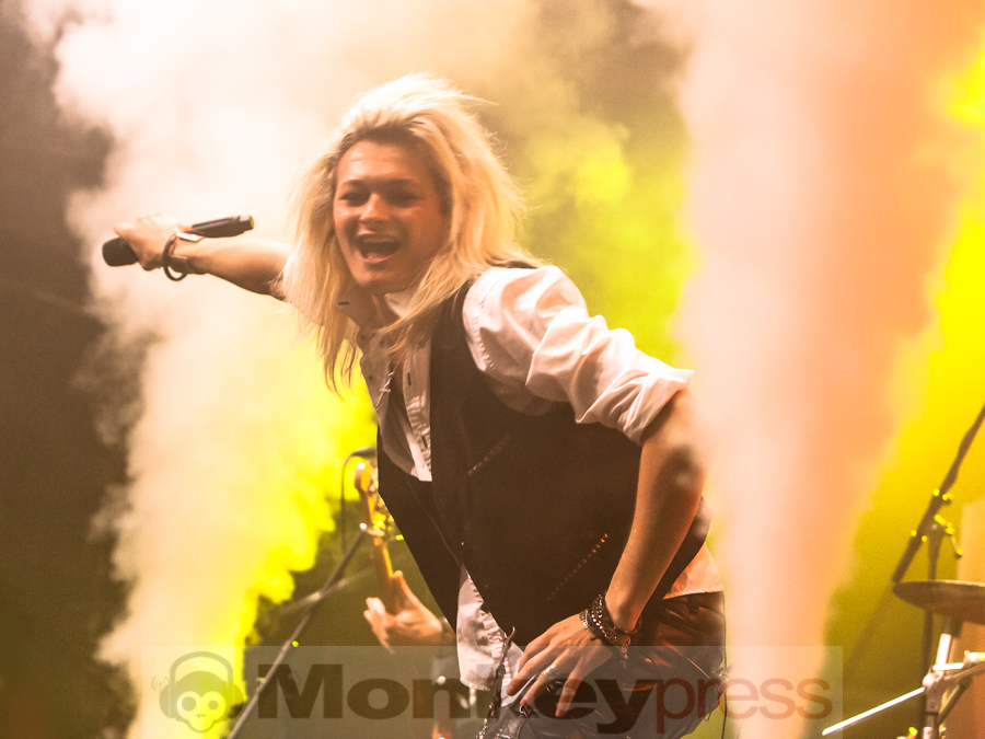 2018-11-15 Kissin´ Dynamite - Bild 007