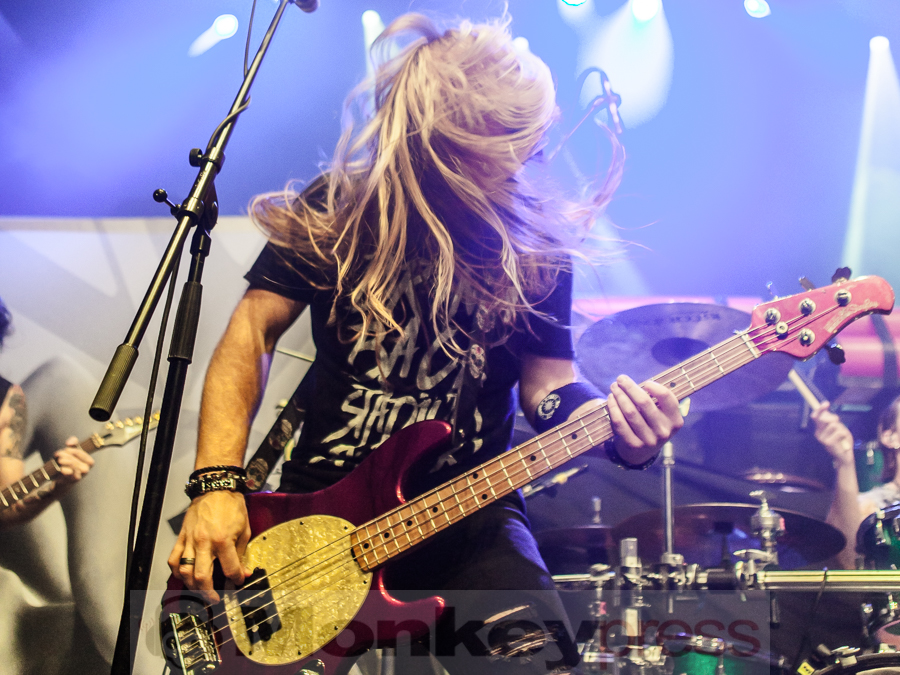 2018-11-15 Kissin´ Dynamite - Bild 014