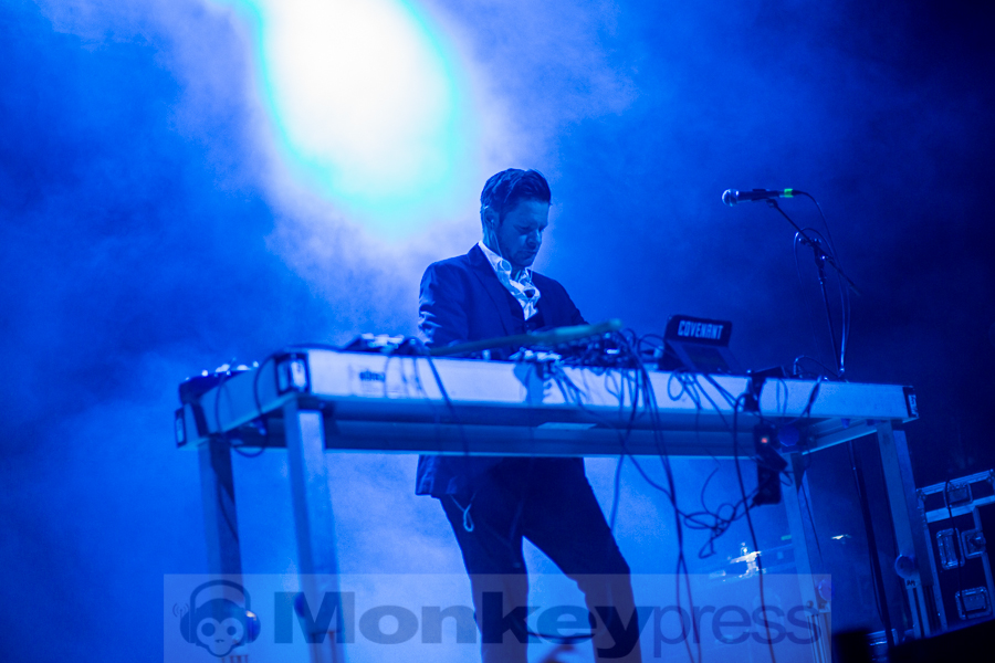 Covenant, © Thomas Bunge