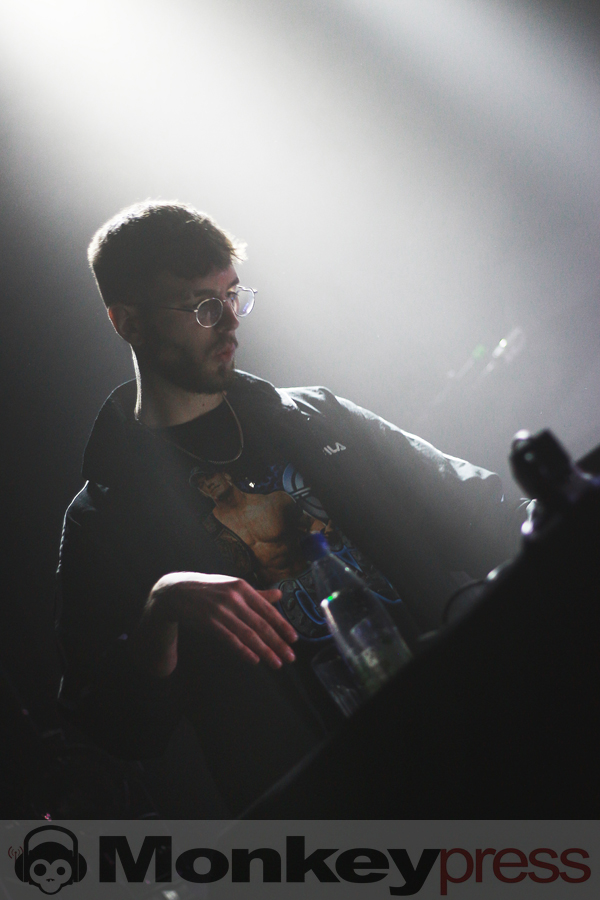 Search Yiu, © Claudia Helmert