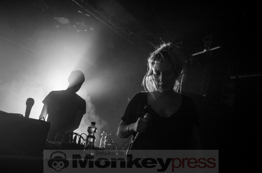 BOY HARSHER - Köln, Artheater (08.03.2019) BOY HARSHER - Köln, Artheater (08.03.2019)