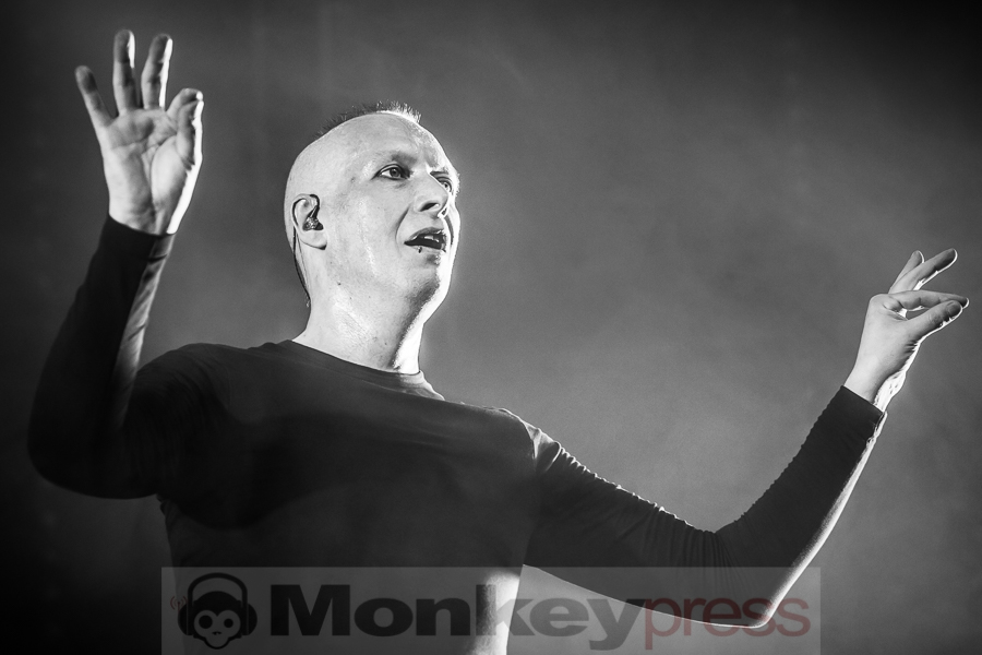 Solar Fake, © Dietmar Grabs