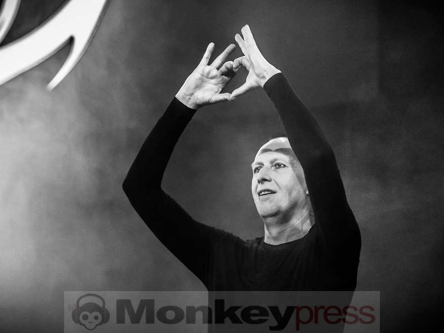 Solar Fake, © Dietmar Grabs