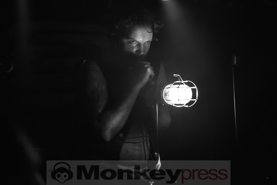 EWIG.ENDLICH © Thomas Papenbreer