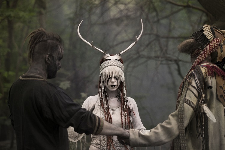 Futha: das Weibliche, das Geheimnisvolle - HEILUNG kündigen zweites Album an