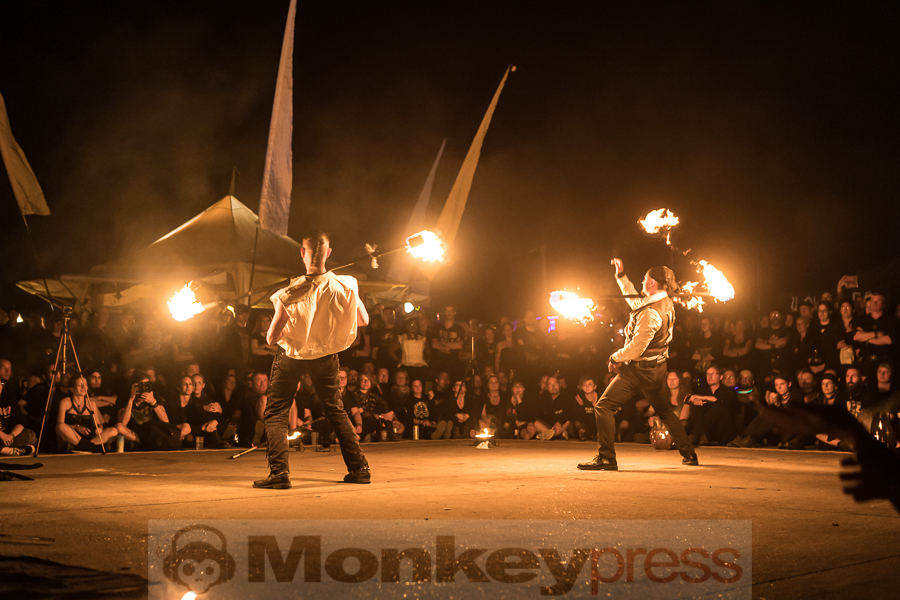 M'era Luna Feuershow, © Peter Bernsmann