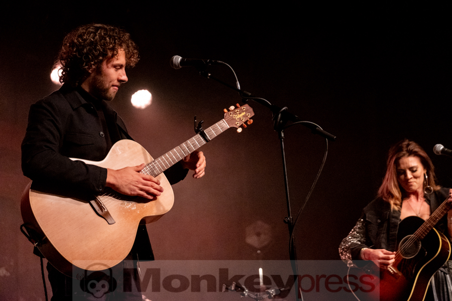 Twinnie © Angela Trabert