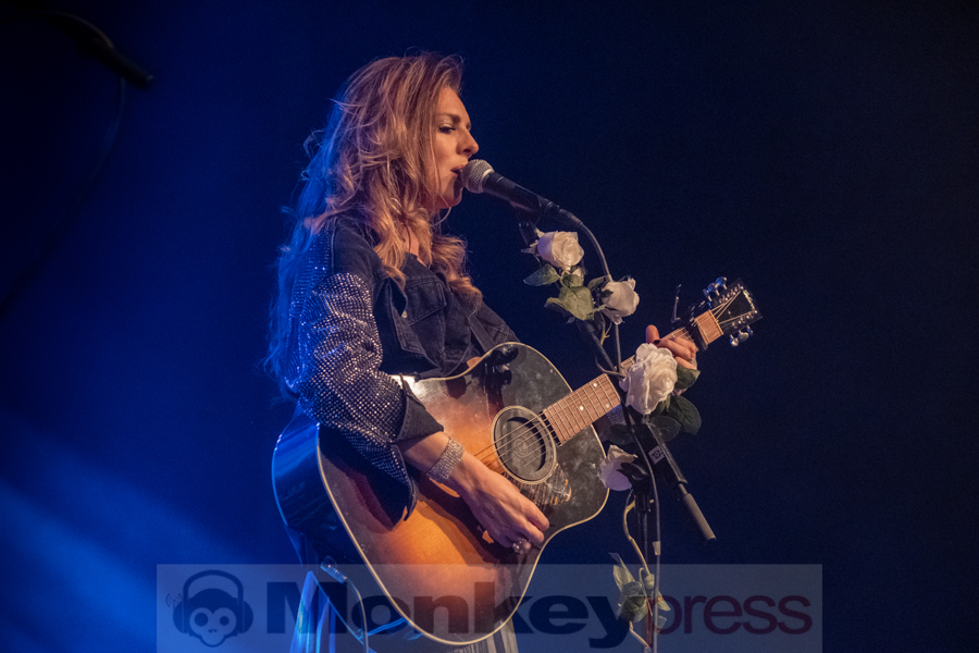 Twinnie © Angela Trabert