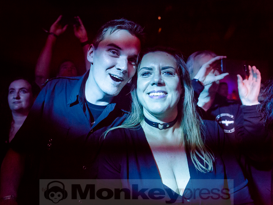 FROZEN PLASMA © Dietmar Grabs