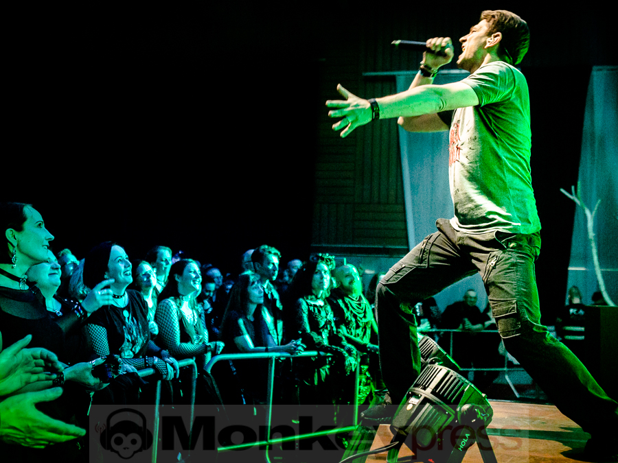 FROZEN PLASMA © Dietmar Grabs