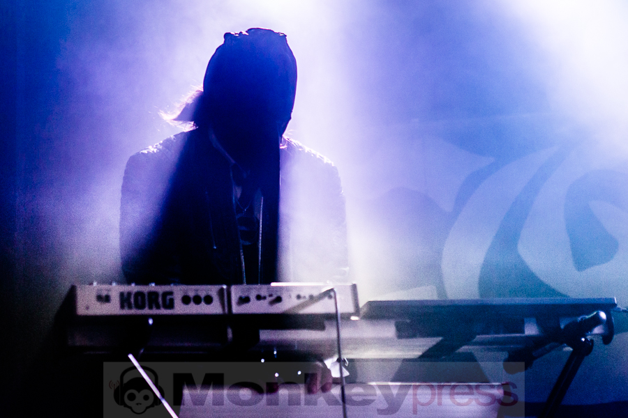 PRIEST © Dietmar Grabs