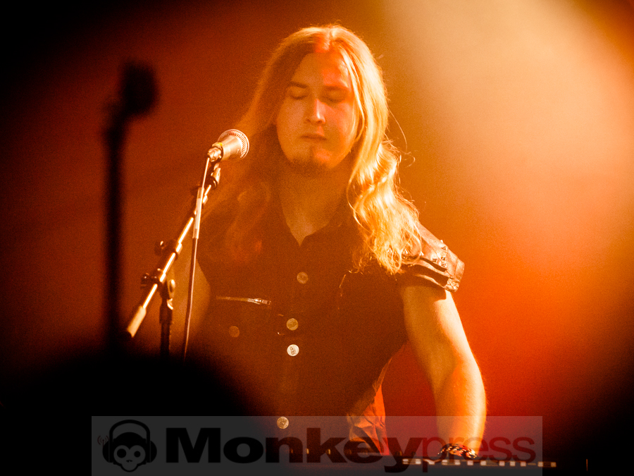 SYSTEM NOIRE © Dietmar Grabs