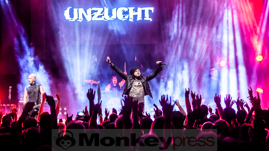 UNZUCHT © Dietmar Grabs