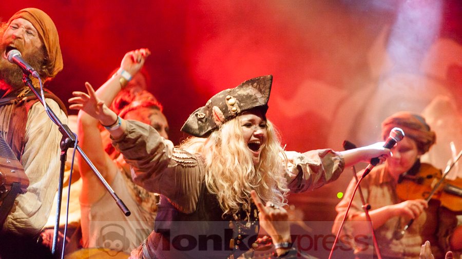 YE BANISHED PRIVATEERS © Dietmar Grabs