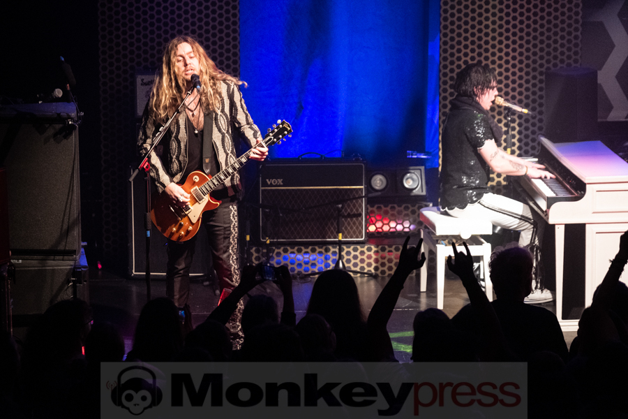 The Struts © Angela Trabert