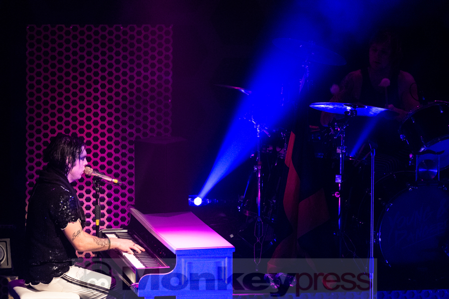 The Struts © Angela Trabert