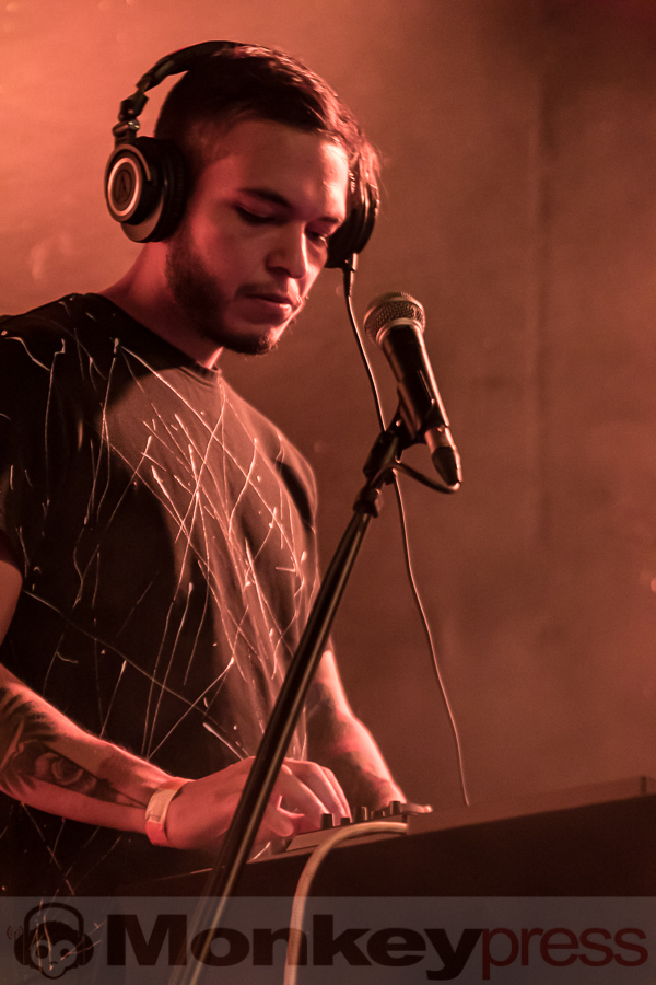 Viral, © Peter Bernsmann