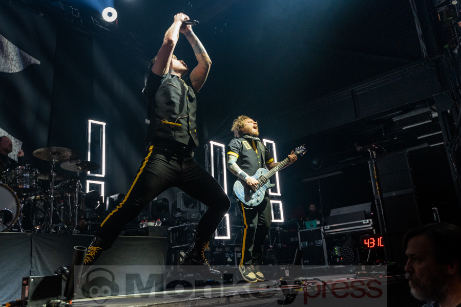 Shinedown © Angela Trabert