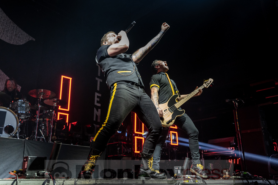 Shinedown © Angela Trabert