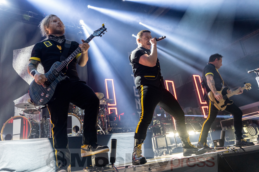Shinedown © Angela Trabert