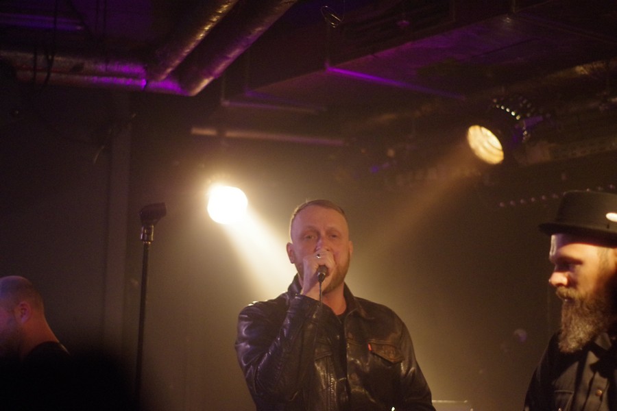 On The Floor, © Marius Meyer