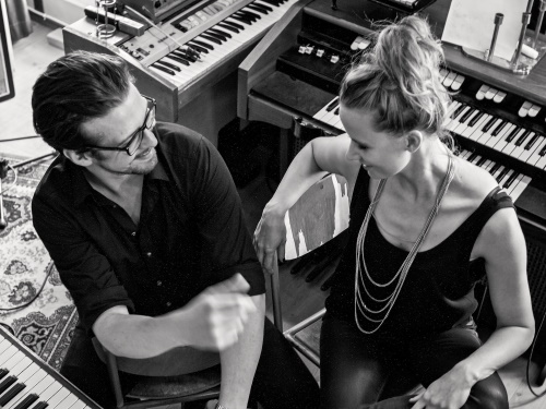 IVY FLINDT: das Video zu "Give It A Break" IVY FLINDT: das Video zu "Give It A Break"