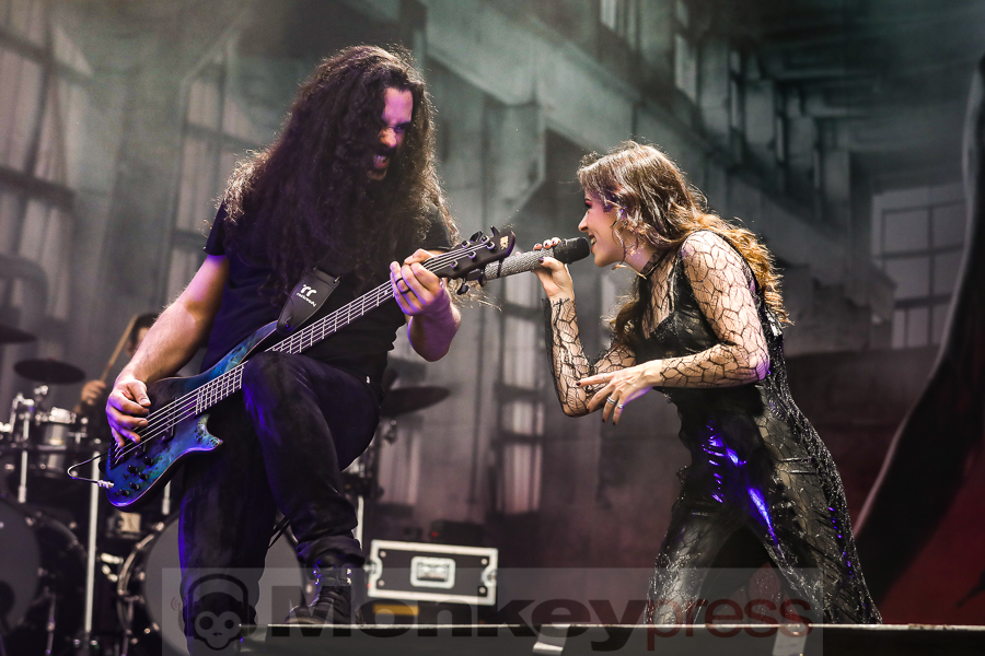 Beyond The Black, (c) Michael Gamon