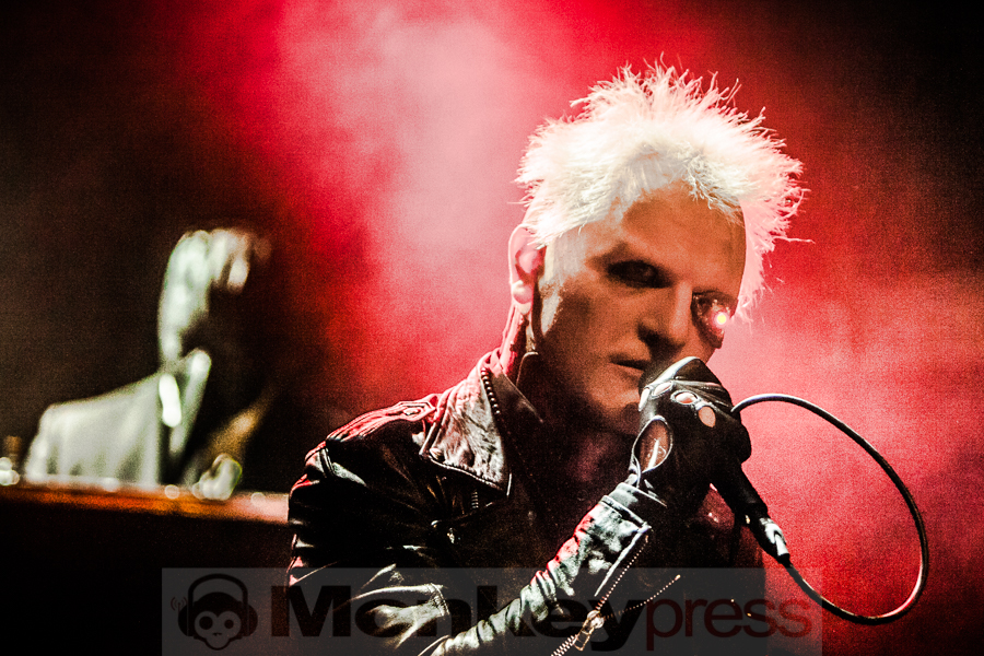 Priest, © Dietmar Grabs