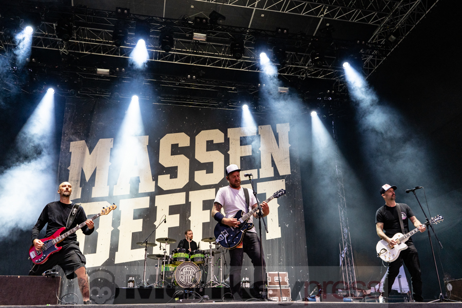 Massendefekt © Angela Trabert