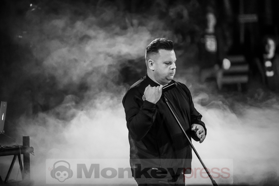 Future Lied To Us, © Cynthia Theisinger