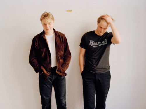 COMMUNIONS: Single, Video und Album-Ankündigung