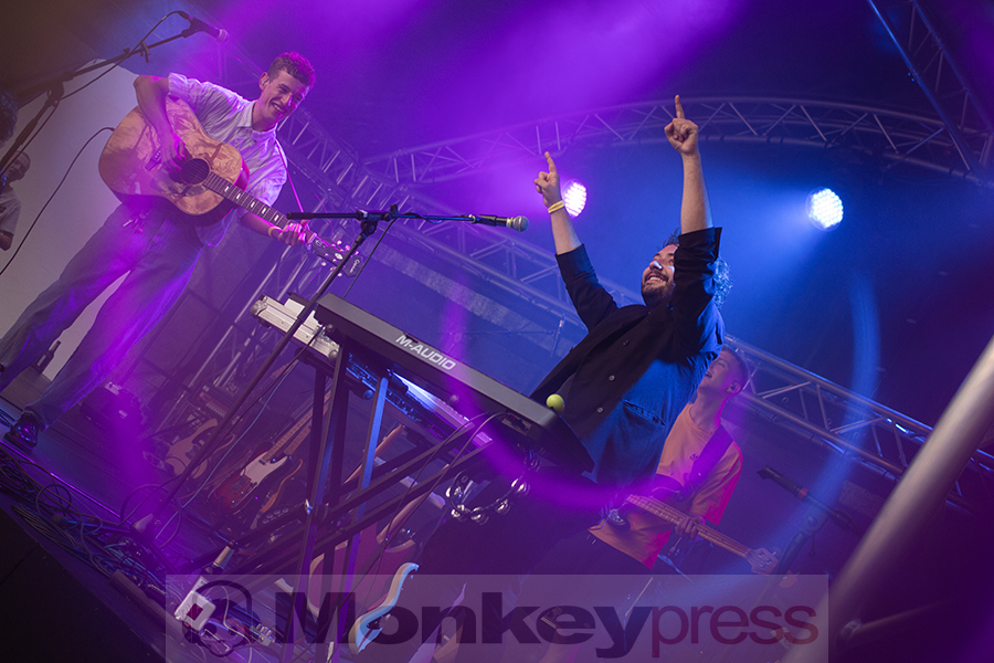 Shelter Boy, © Claudia Helmert