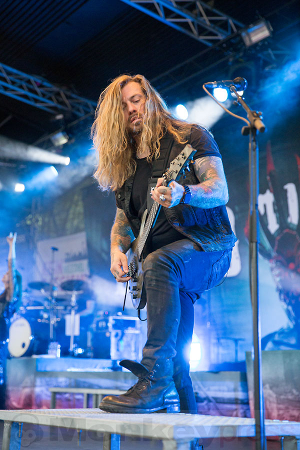 BEYOND THE BLACK, © Marcus Nathofer