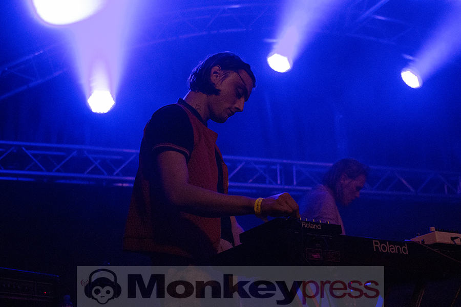 Flying Moon in Space, © Claudia Helmert