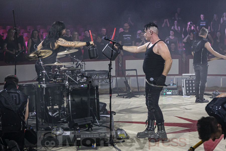 Fotos: HELDMASCHINE Fotos: HELDMASCHINE