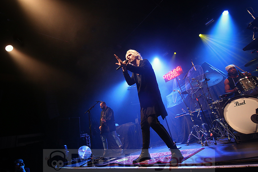 Charming Liars © Sandro Griesbach