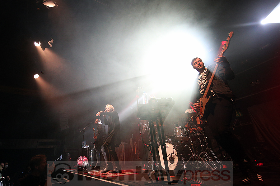 Charming Liars © Sandro Griesbach