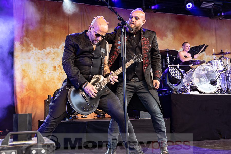 Fotos: AMPHI FESTIVAL 2022 – Bands (23.07.2022 ab 16:00 Uhr)