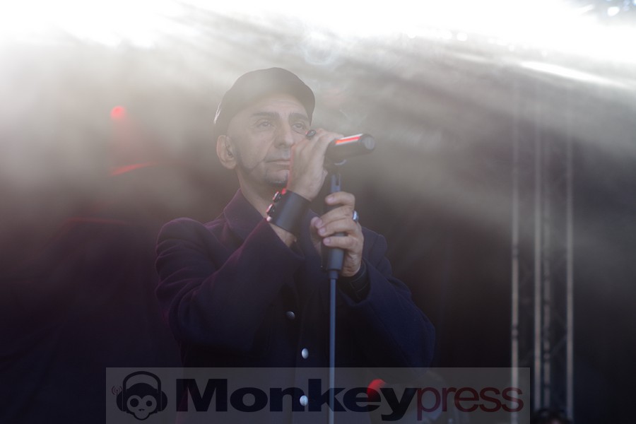 OXIC INC., © Marius Meyer