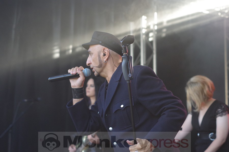 OXIC INC., © Marius Meyer