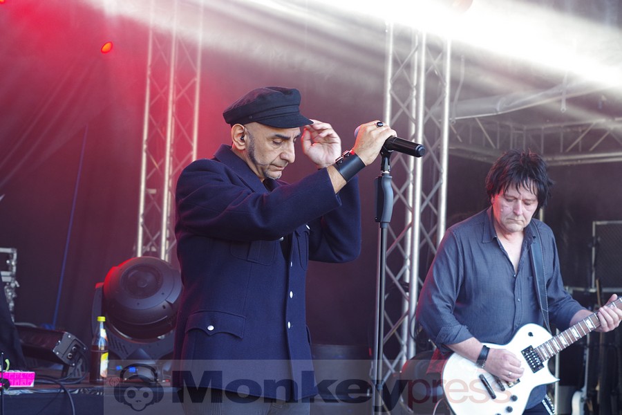 OXIC INC., © Marius Meyer