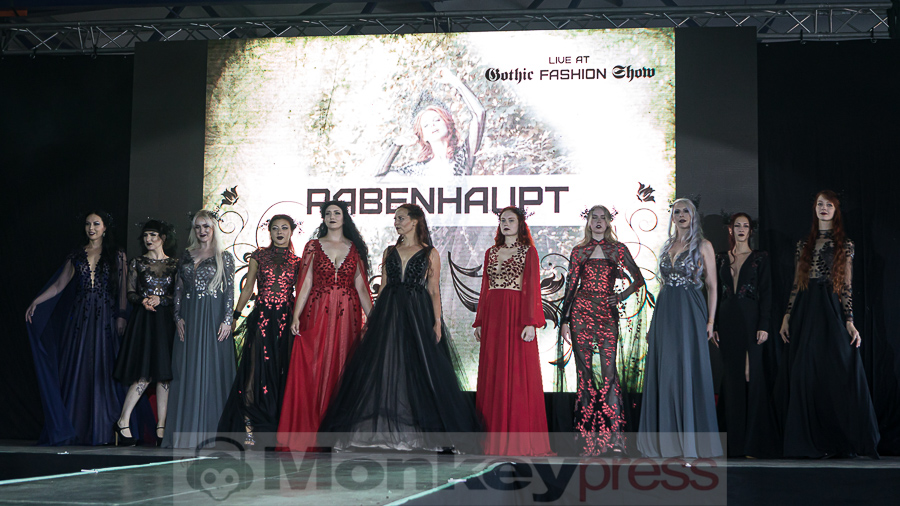 Fashion Show, © Peter Bernsmann