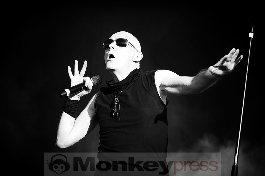 Fotos: M’ERA LUNA 2022 – Bands -MainStage- Sonntag (07.08.2022) Fotos: M’ERA LUNA 2022 – Bands -MainStage- Sonntag (07.08.2022)