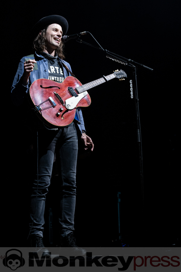 James Bay, © Angela Trabert
