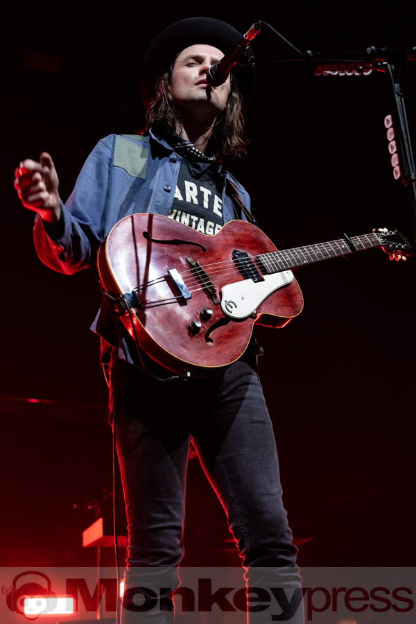 James Bay, © Angela Trabert