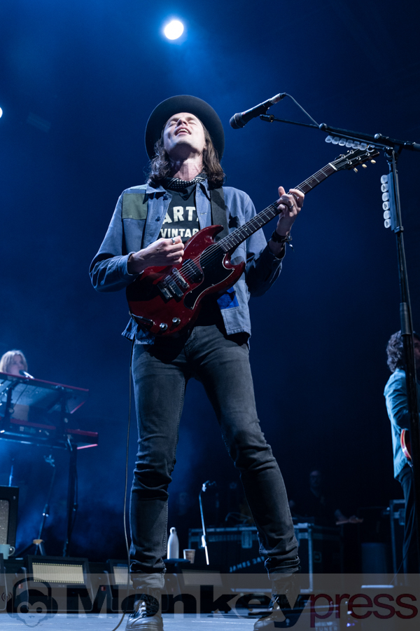 James Bay, © Angela Trabert