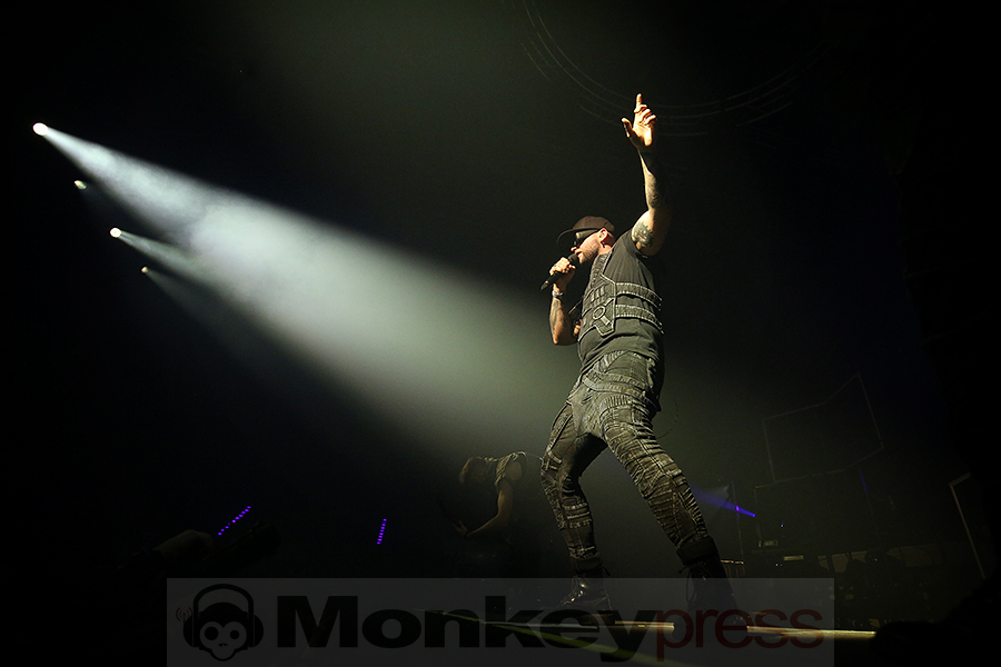 Smash into Pieces © Sandro Griesbach