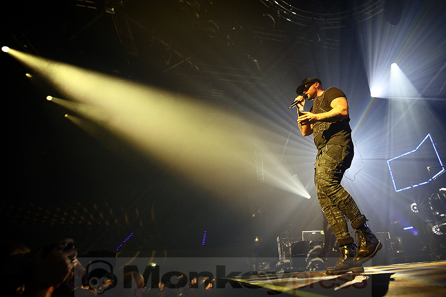 Smash into Pieces © Sandro Griesbach